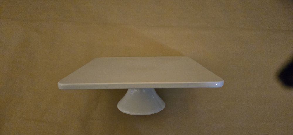 White Cake Stand