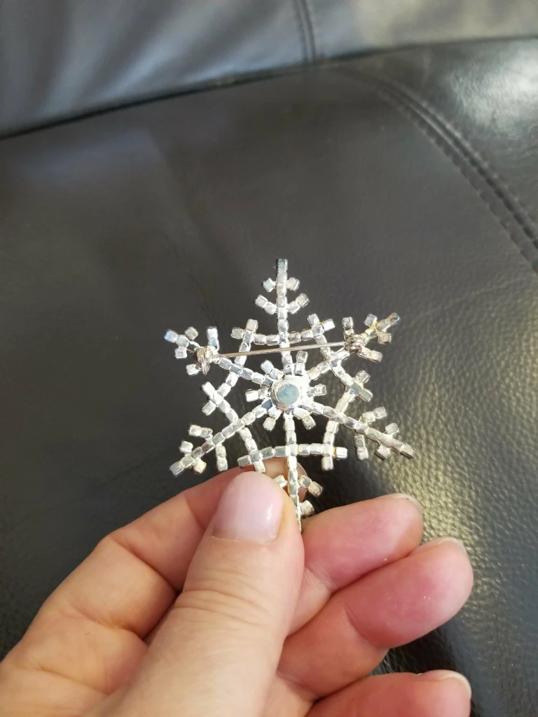Snowflake Rhinestone Brooch Pin - photo 3