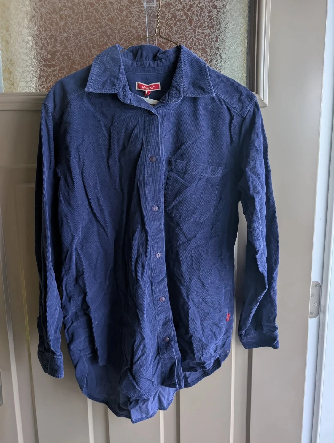 Womens sz med shirts - photo 3