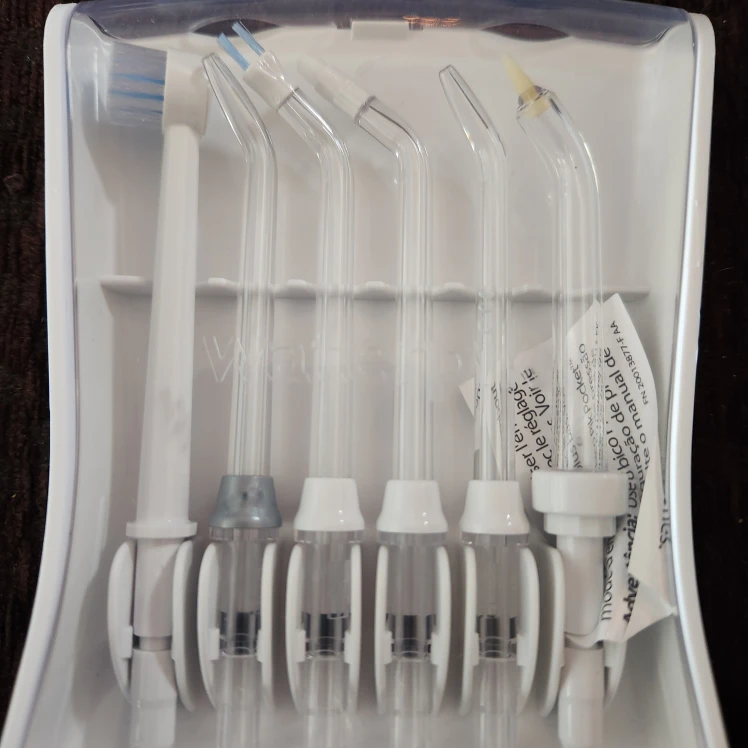 Waterpik Waterflosser WP-200/300 Series - photo 4