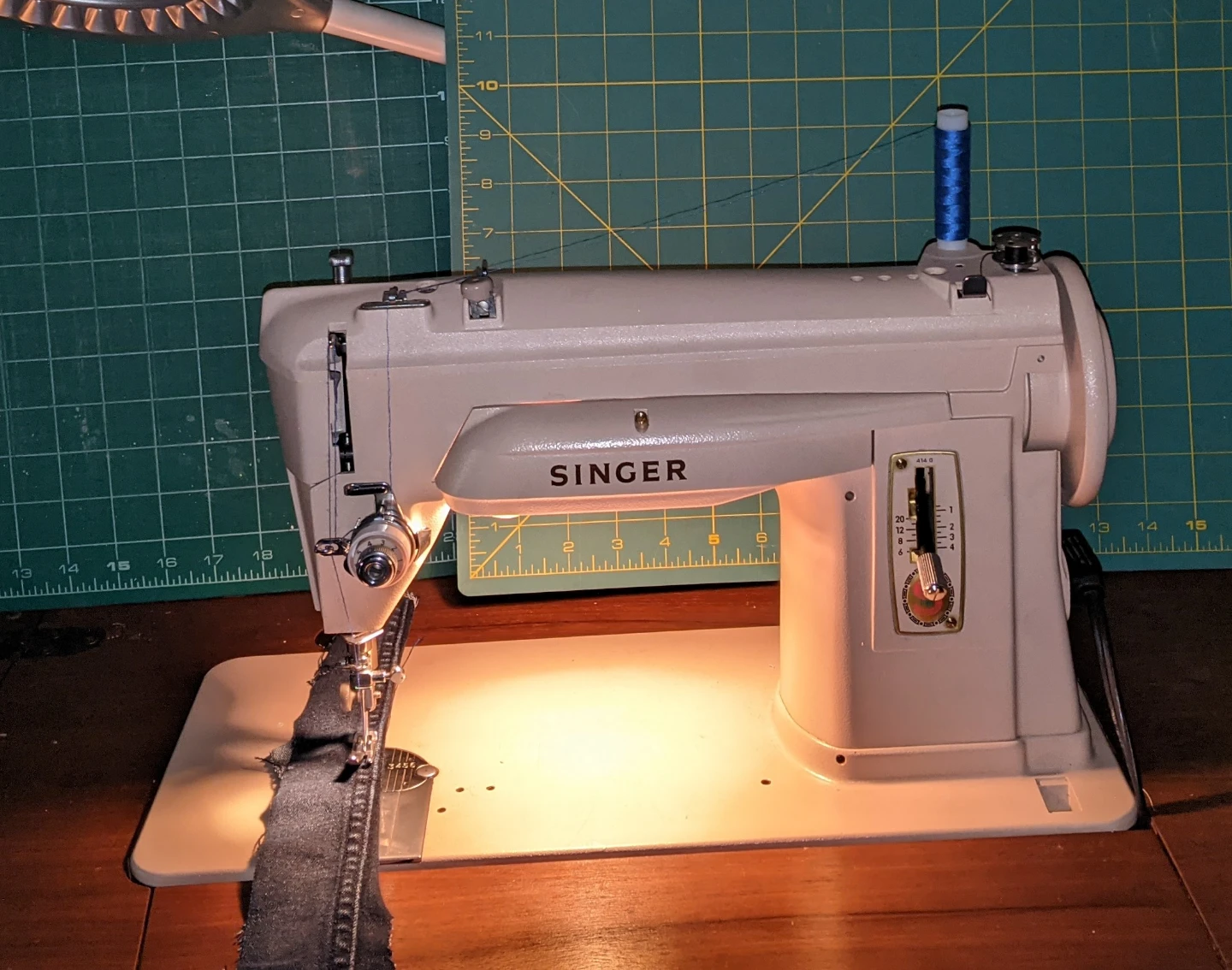 Singer 414G Sewing Machine