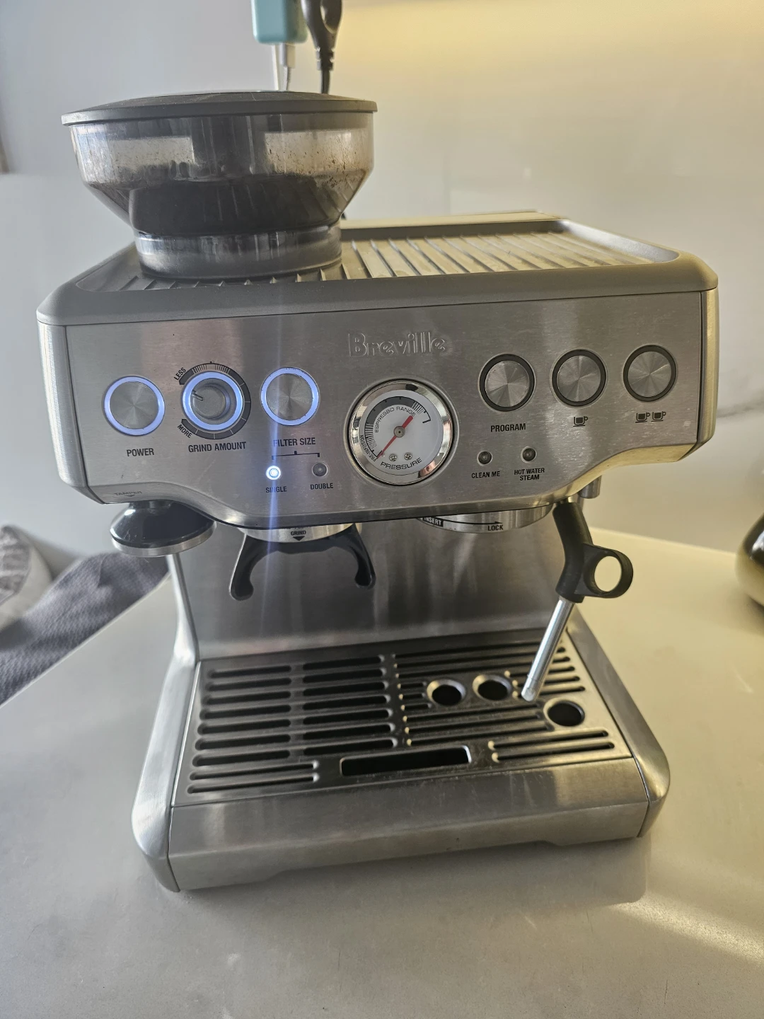 Breville Barista Express Espresso Machine - photo 4