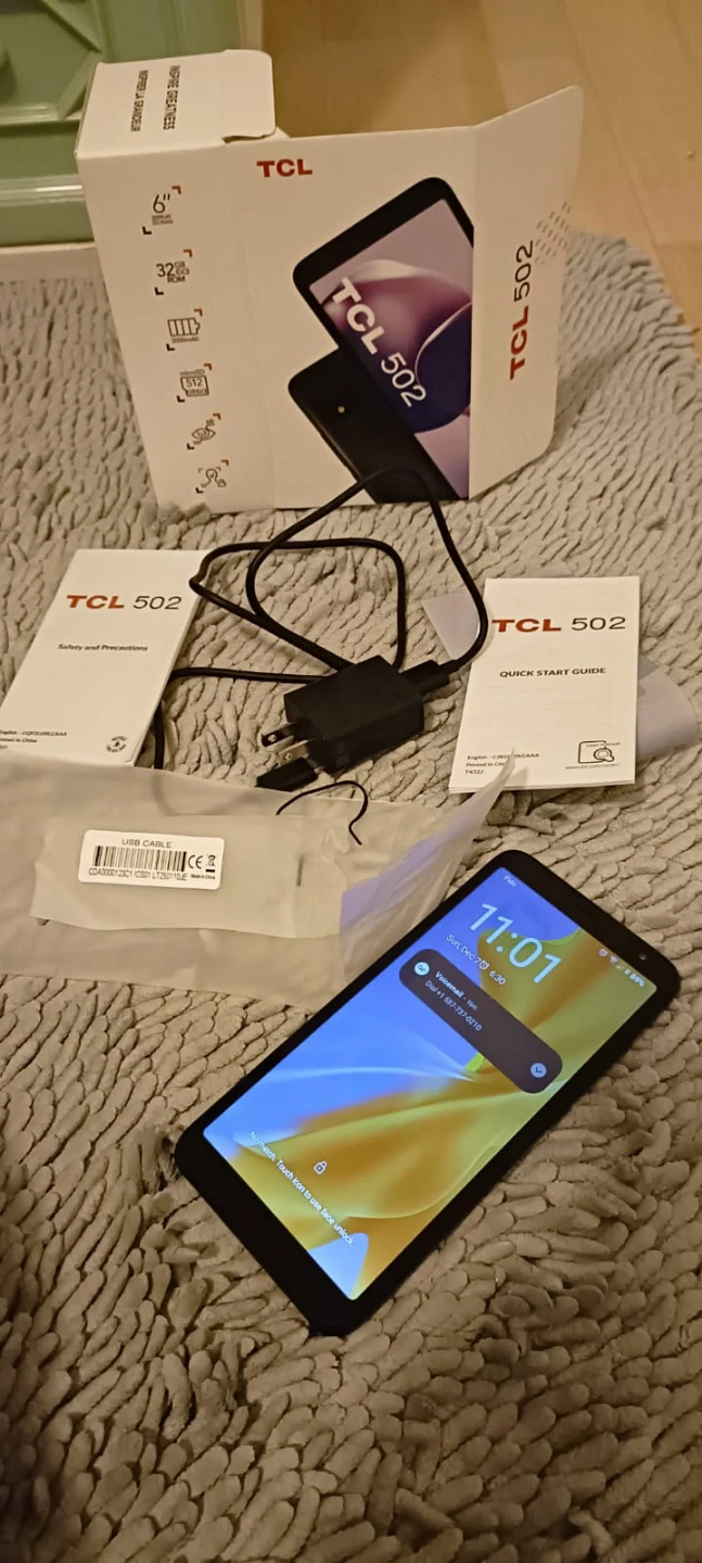 New TCL 502 Smartphone - photo 3