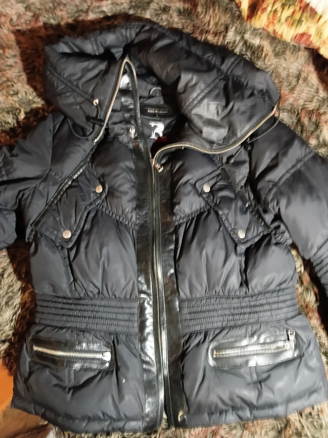 BUDS AKcollection Black Puffer Jacket - Size L