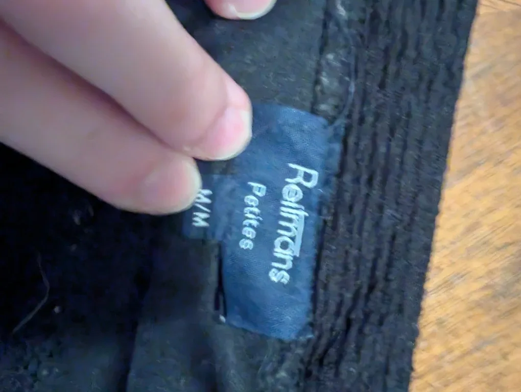 Reitman's Textured Black Skirt image indicator(2)