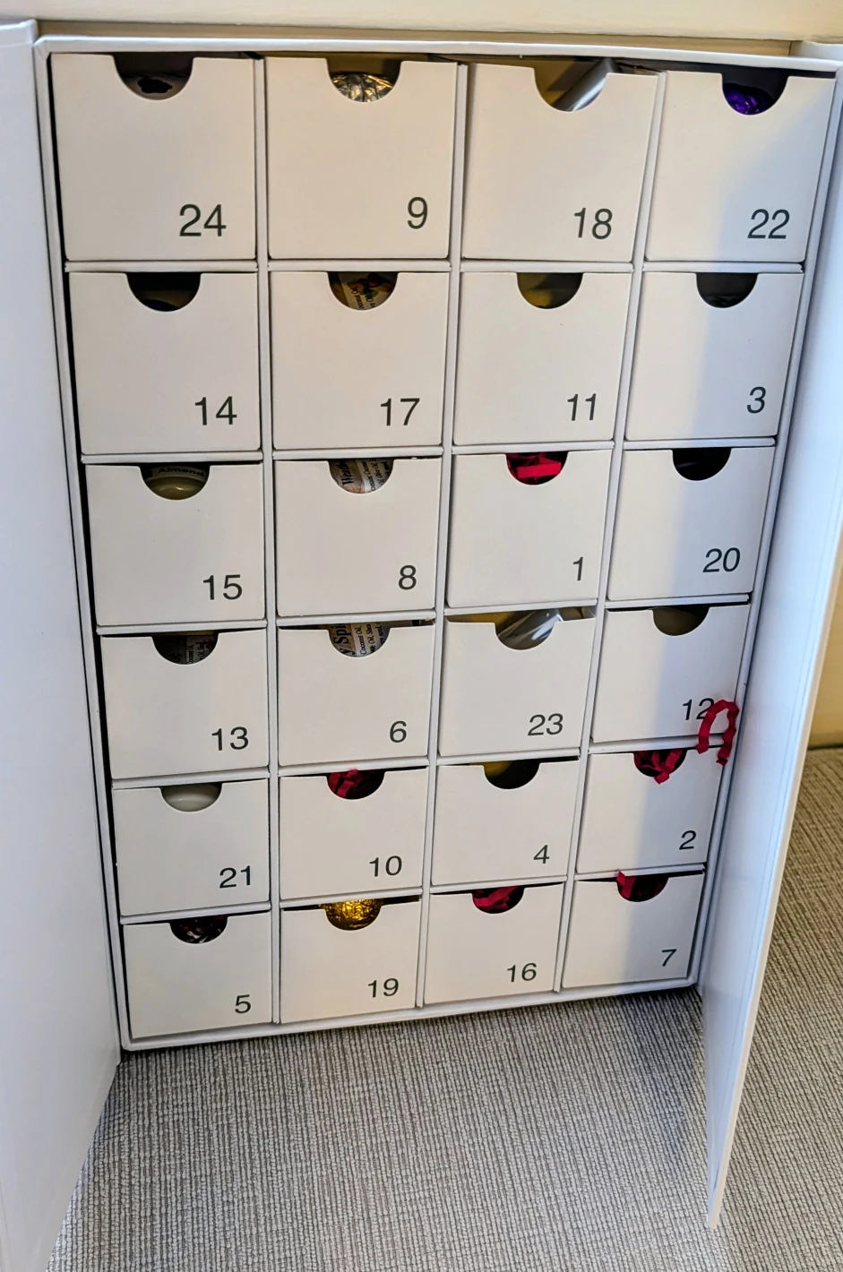 Brand New 1000 Islands Soap Company Advent Calendar - photo 2