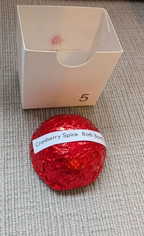 Brand New 1000 Islands Soap Company Advent Calendar image indicator(4)