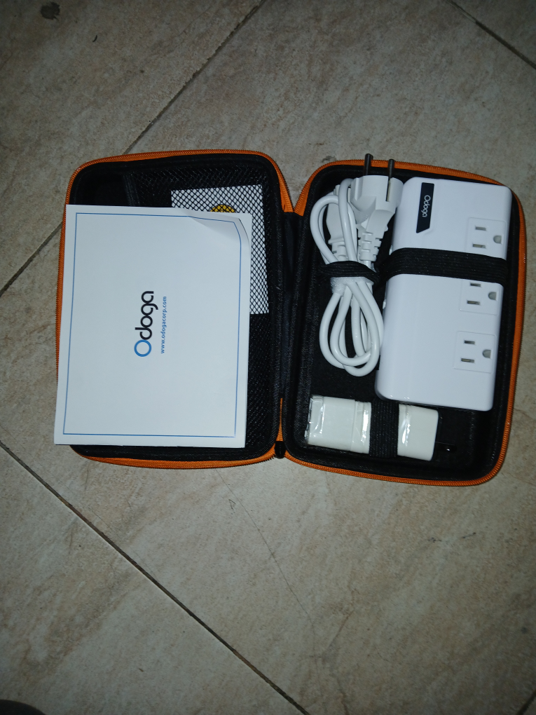 Odoga Travel Power Strip with USB, White