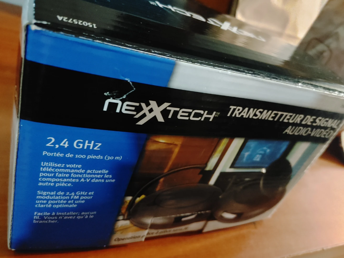 Nexxtech Audio/Video Signal Sender - New in Box!