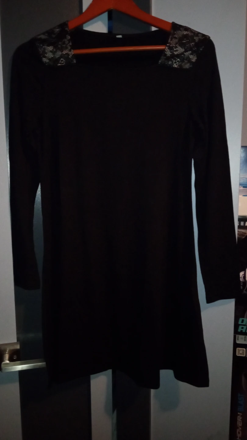 Black Dress Various Styles $13 each, Firm