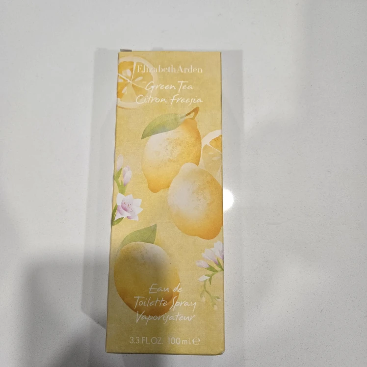 New Elizabeth Arden Green Tea Citron Freesia Perfume