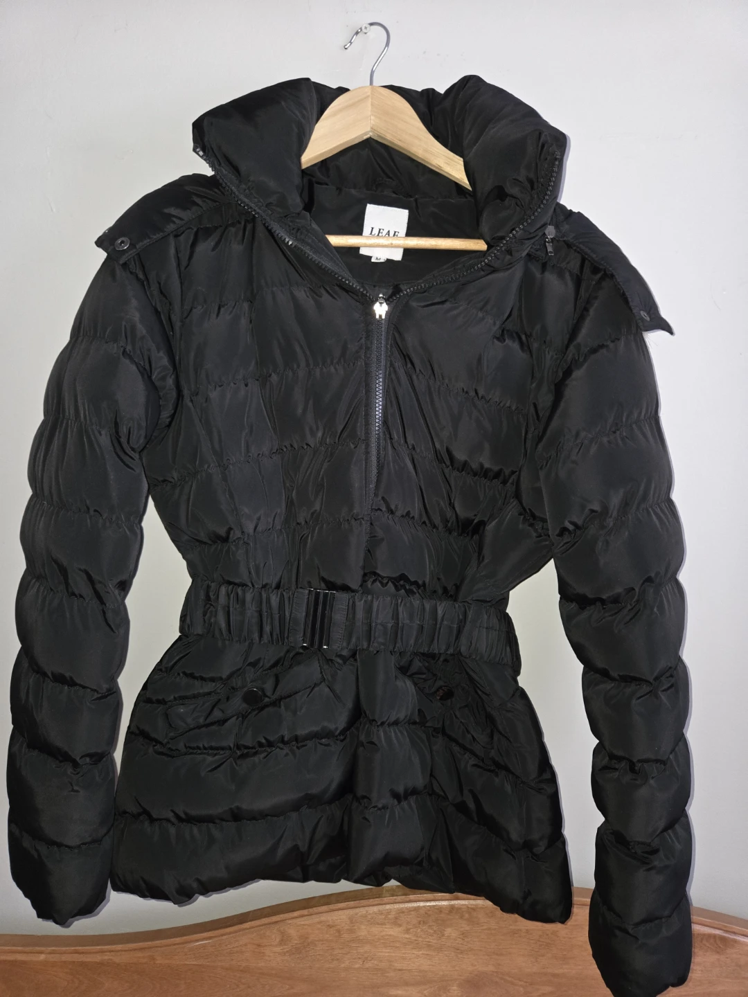 LEAF Black Puffer Jacket - Size M - photo 2