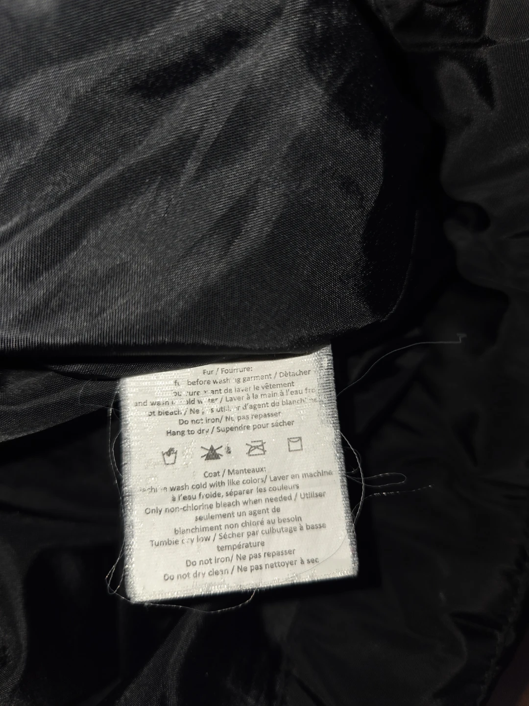 LEAF Black Puffer Jacket - Size M - photo 5