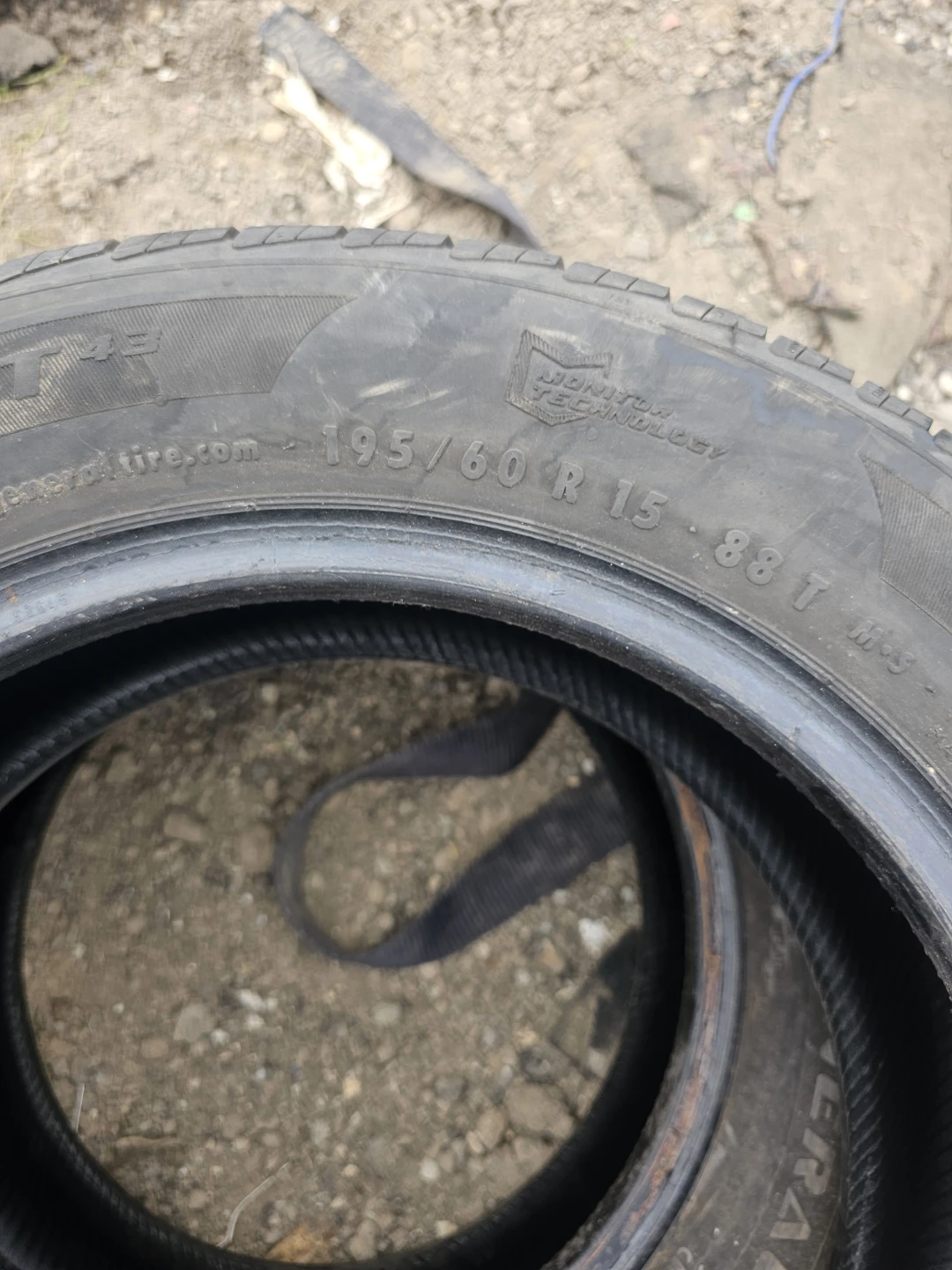 2X195/60/R15 general altimax all season tires only 2 - photo 3