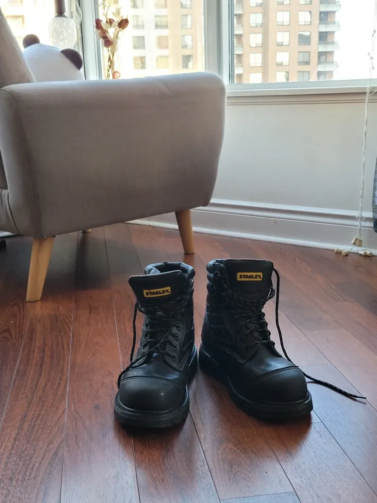 Stanley Black Work Boots (Safety boots)