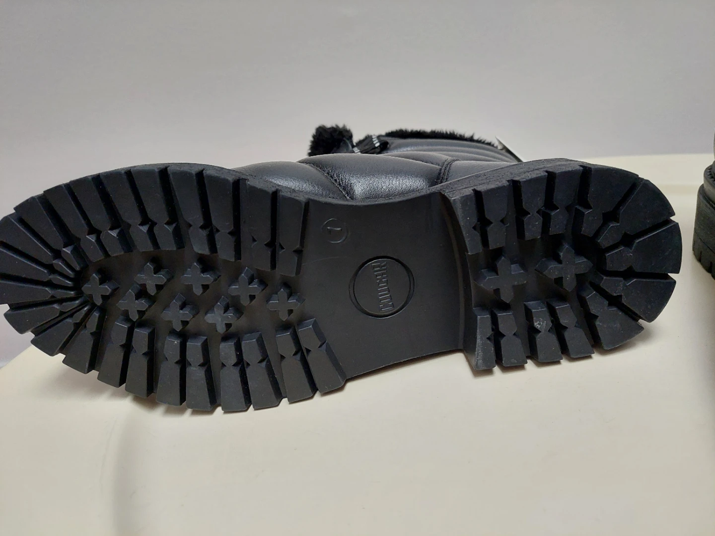 Waterproof cougar boots - photo 3