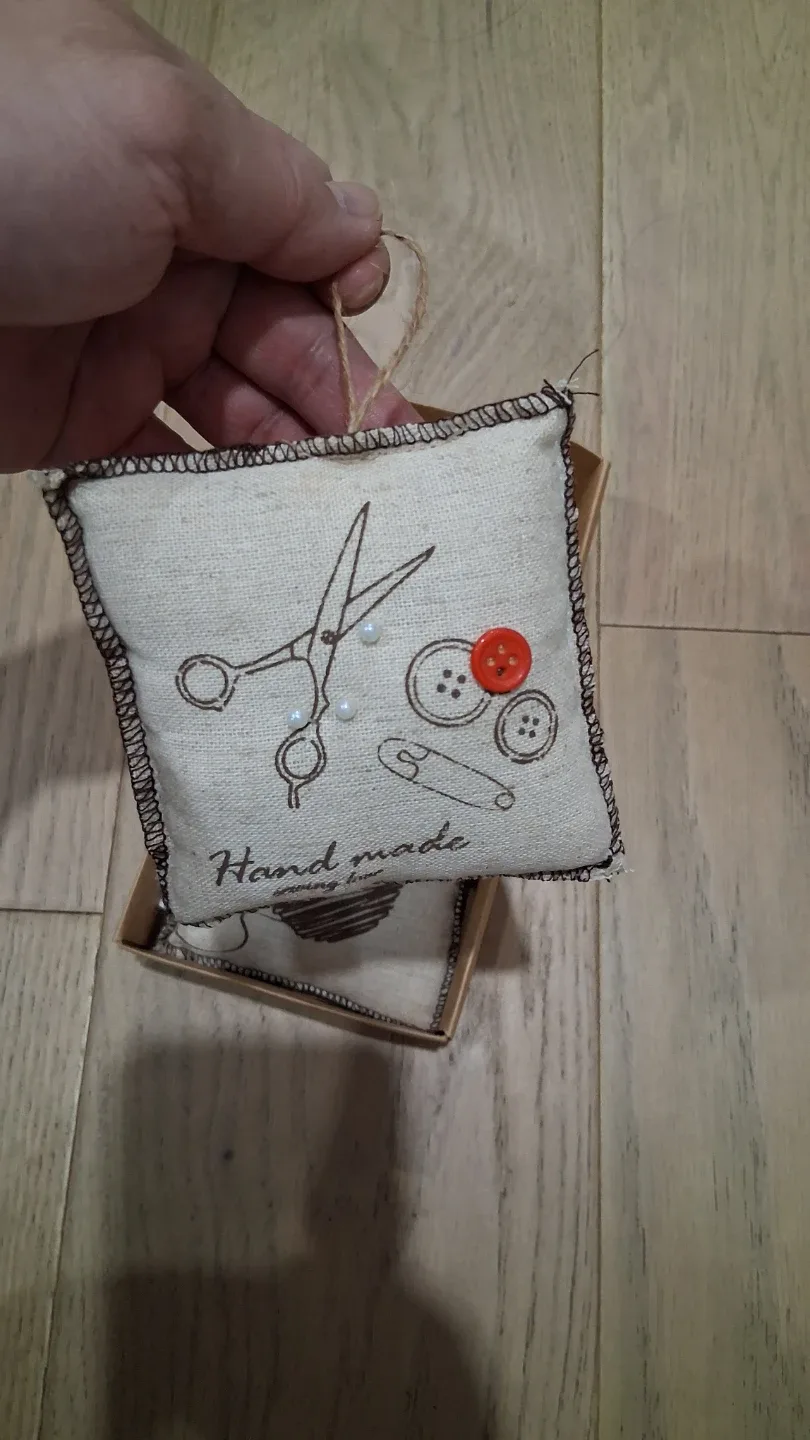 Needle Cushion 2 pieces set image indicator(2)