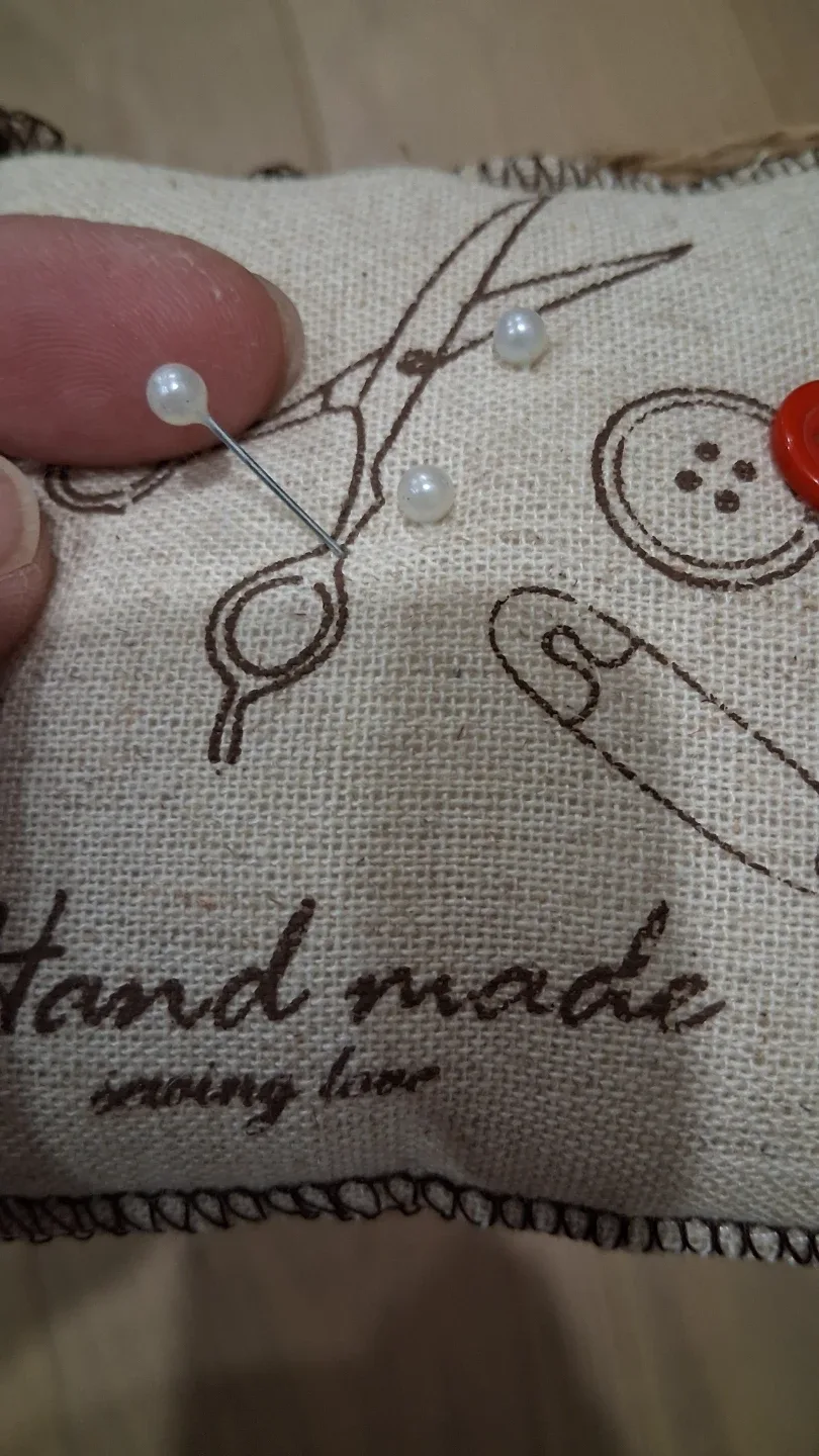 Needle Cushion 2 pieces set image indicator(5)