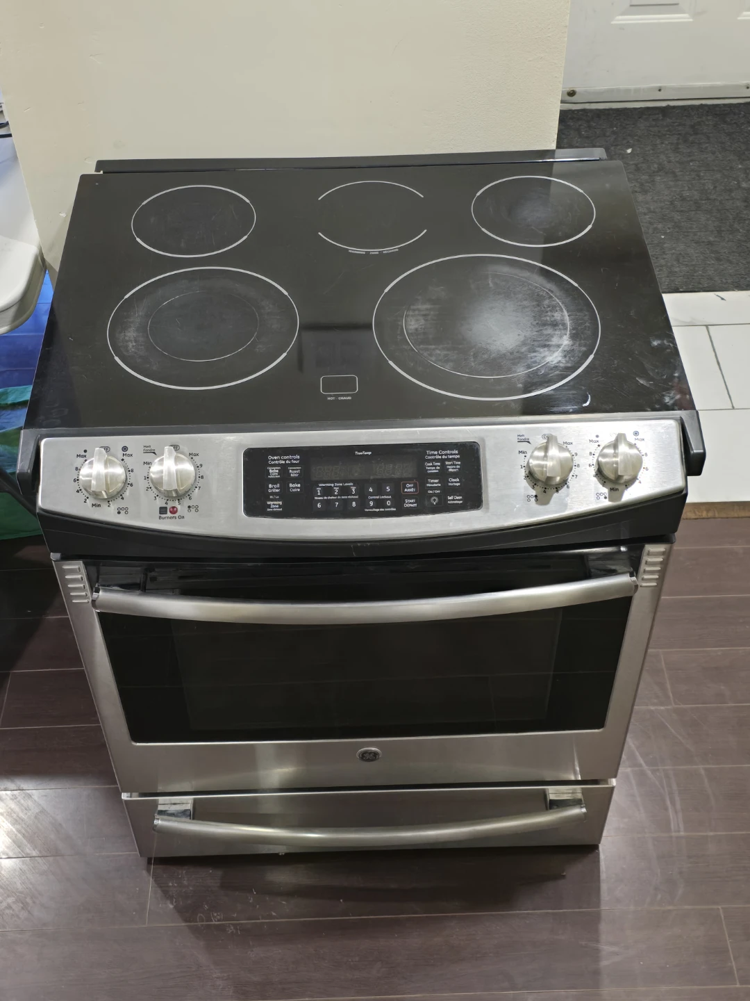 GE Stainless Steel Electric Range