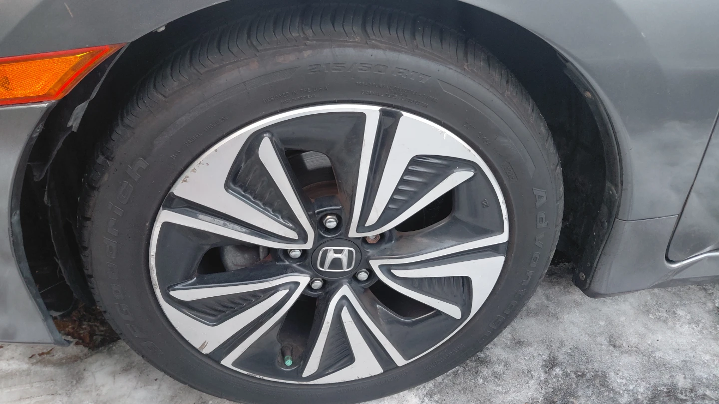 Honda Civic Gray Sedan - photo 4