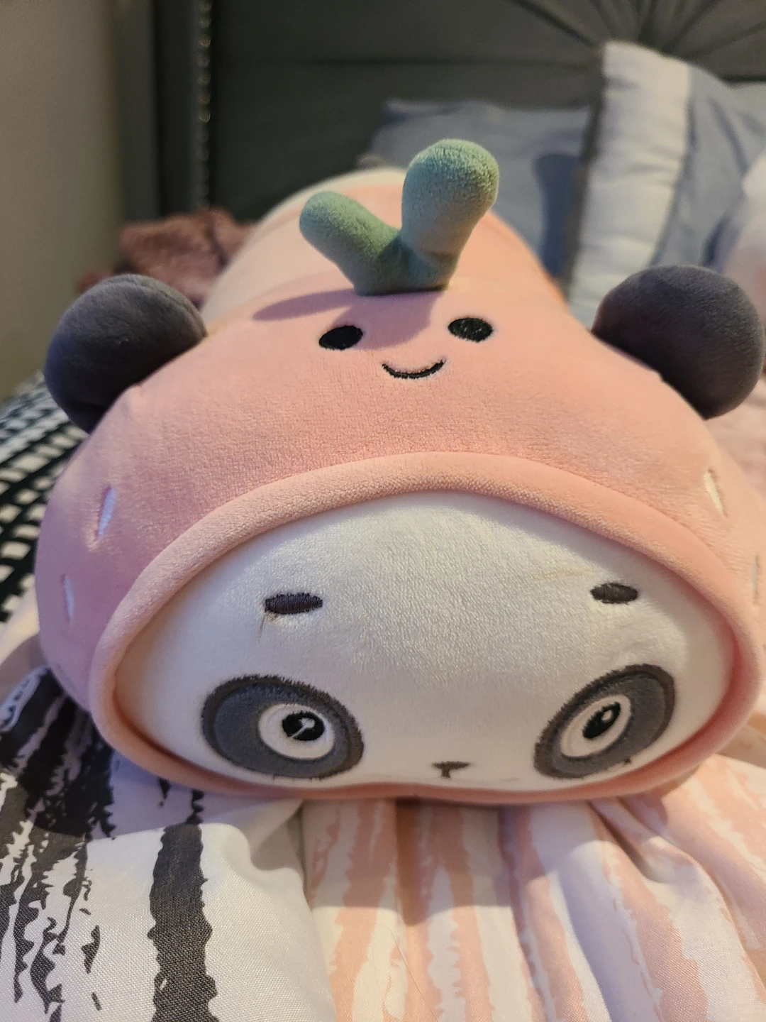 Strawberry Panda Plushie - photo 2