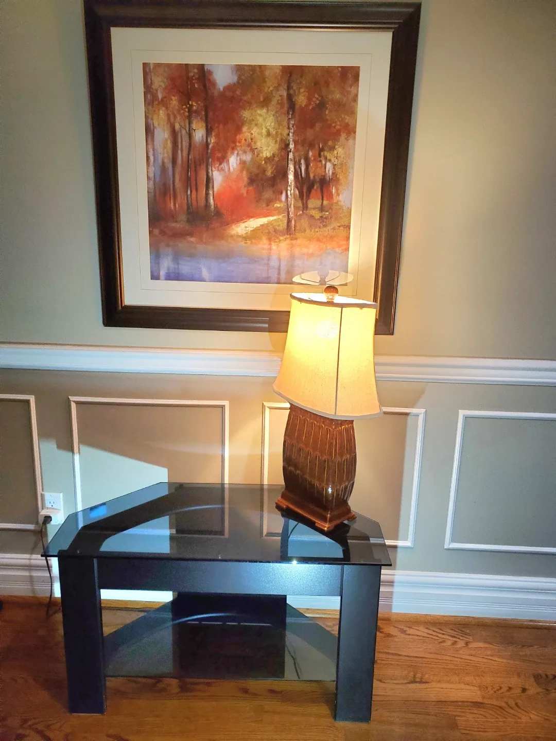 3 in 1 - Black Corner Glass TV Stand, Table Lamp & Painting