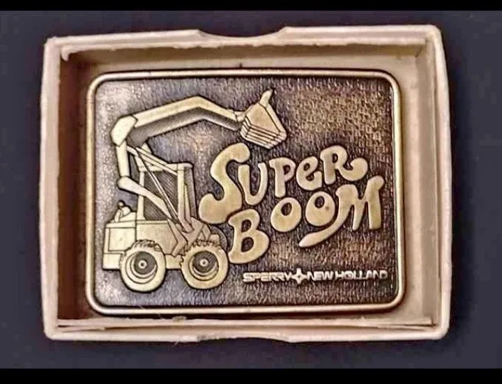 In OG Box • Vintage Sperry New Holland Super Boom Belt Buckle