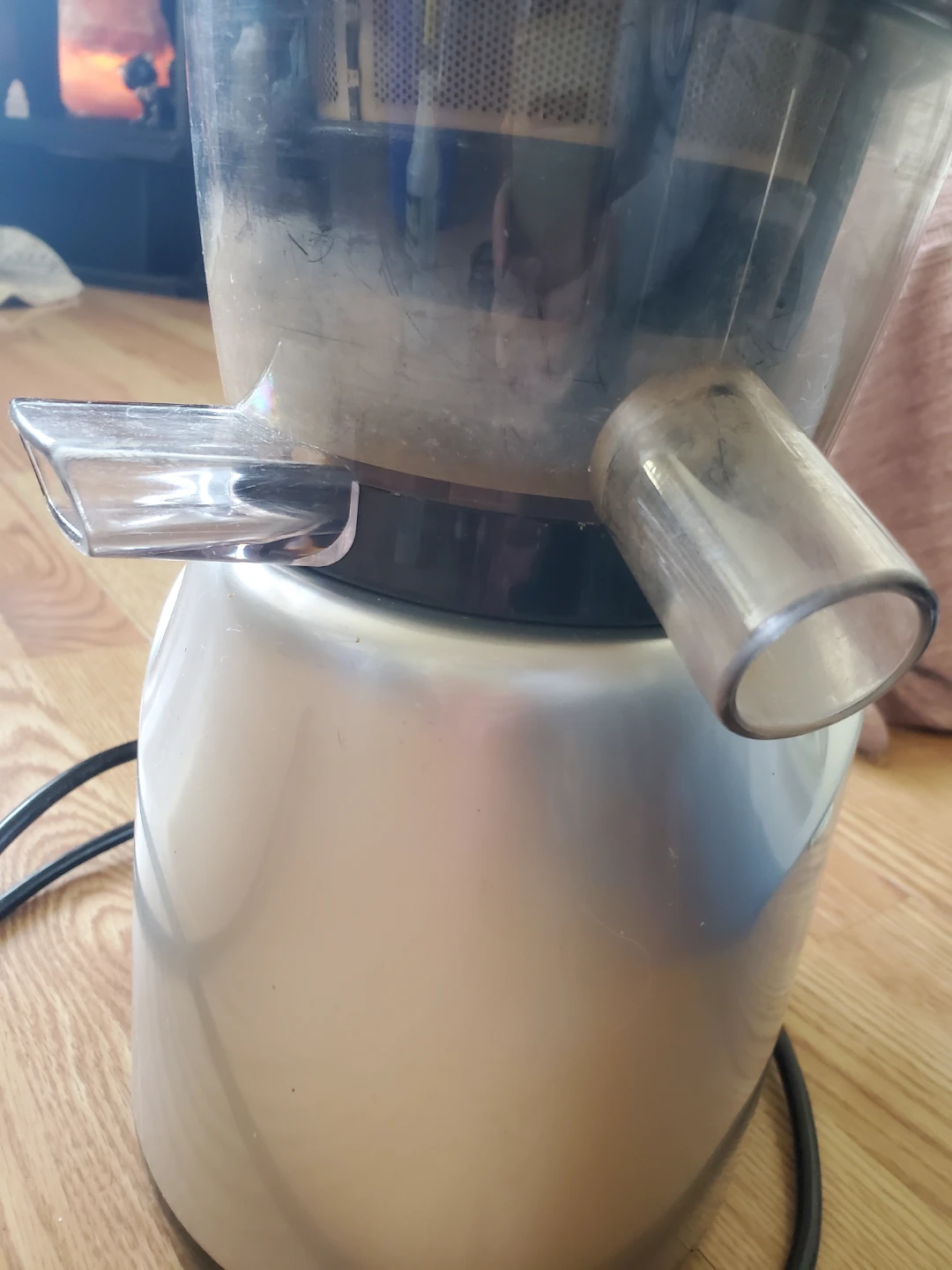 Greenis Slow Masticating Juicer - photo 4