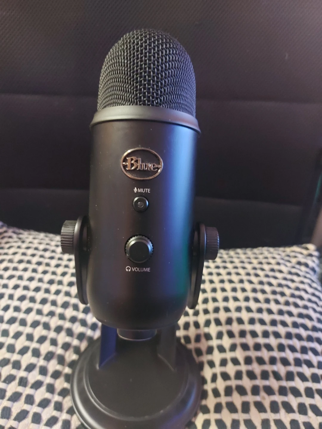 Blue Yeti USB Microphone - Black