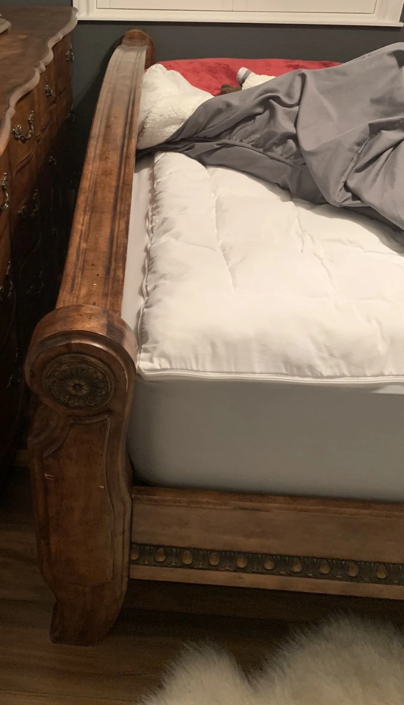Queen size bed - photo 2