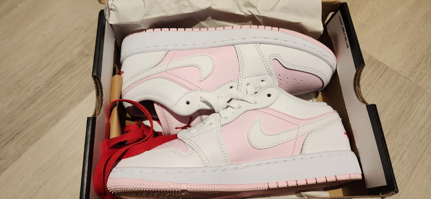 Nike Air Jordan 1 Low Pink/White, with box - photo 3