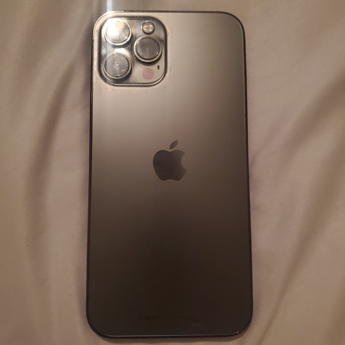 iPhone 12 Pro Max - photo 2