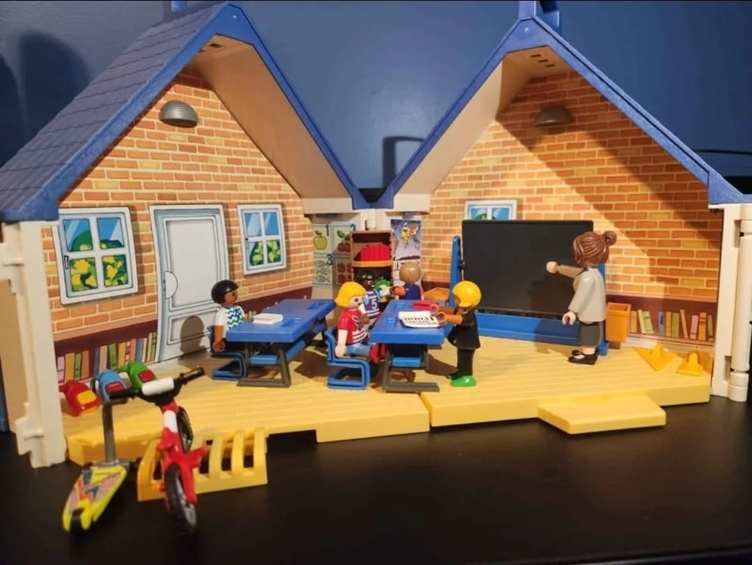 Playmobil School Playset - photo 2