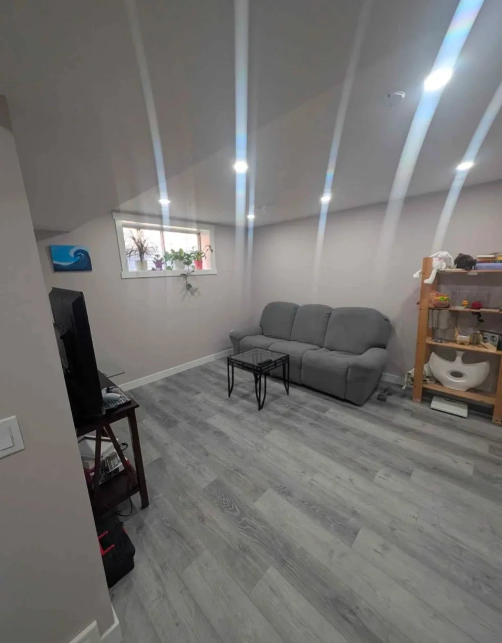 $1200 Furnished Suite Silverado image indicator(5)