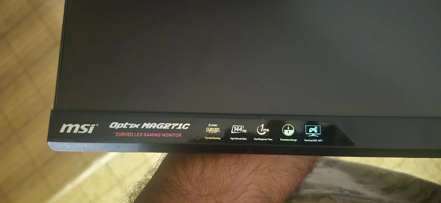 MSI Optix MAG271C True Gaming Monitor - New image indicator(6)