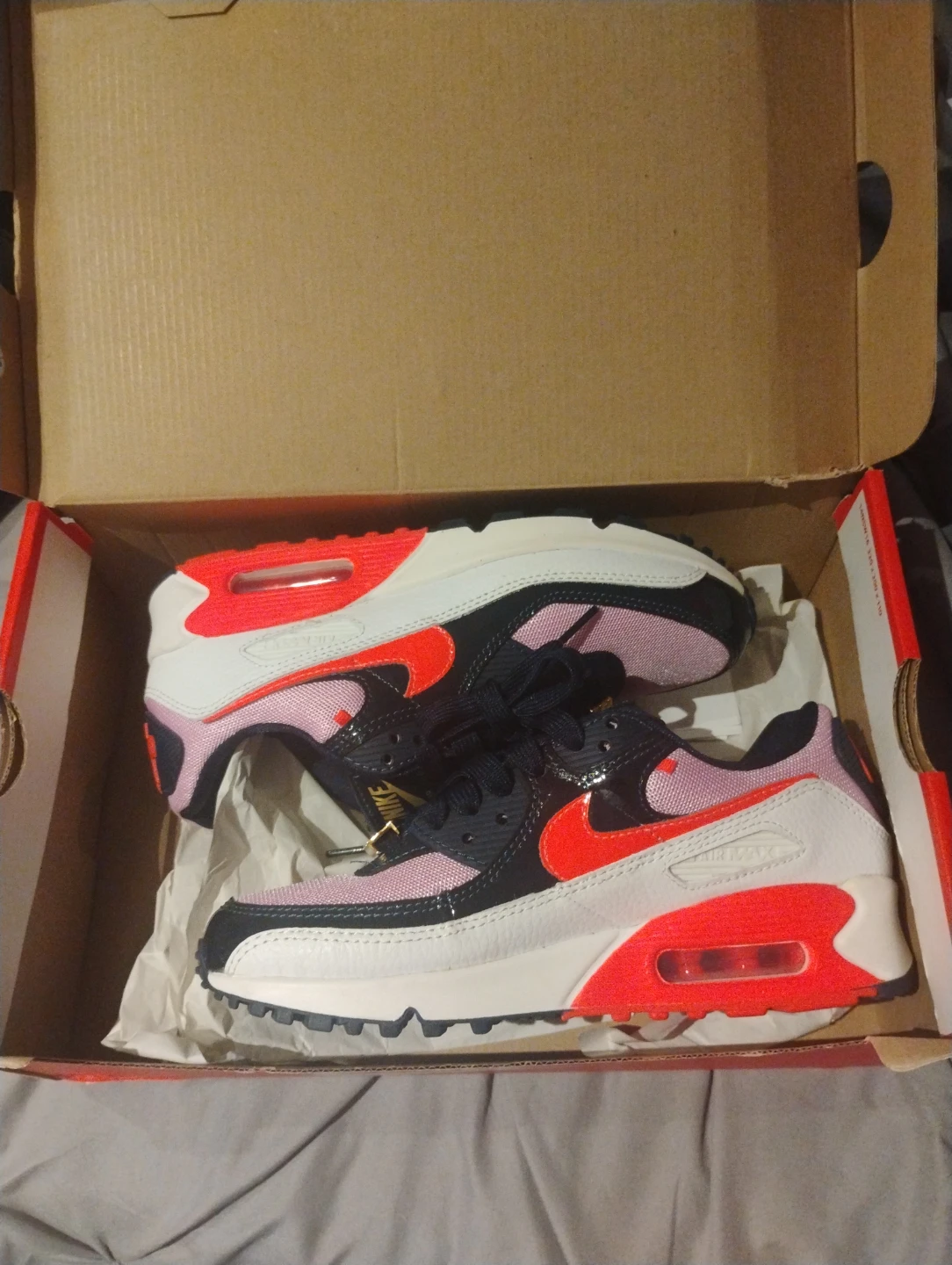 Nike Air Max 90 White/Bright Crimson, Size 6.5 - photo 3