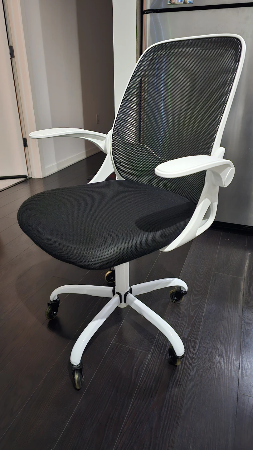 White & Black Mesh Office Chair