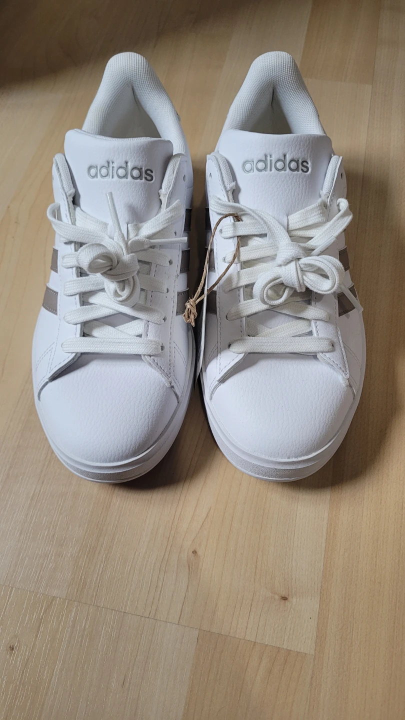 Brand new Adidas runners for sale! - photo 2