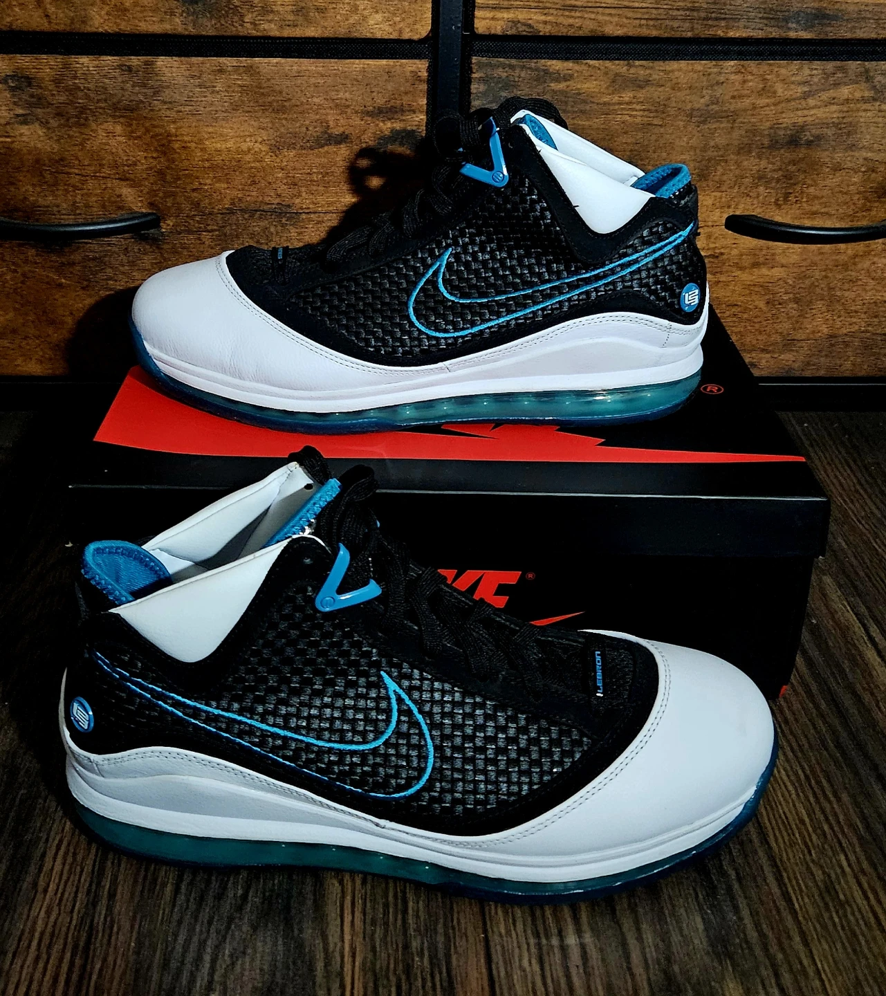 NIKE AIR MAX LEBRON 7 QS RED CARPET WHITE-GLASS BLUE SIZE M 11 - photo 4