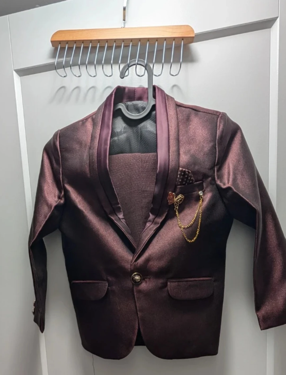 Boys Burgundy Suit Jacket set with Pant & Tie - photo 3