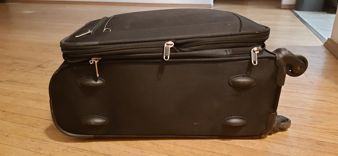 VIP Black Carry-on Rolling Suitcase - photo 3