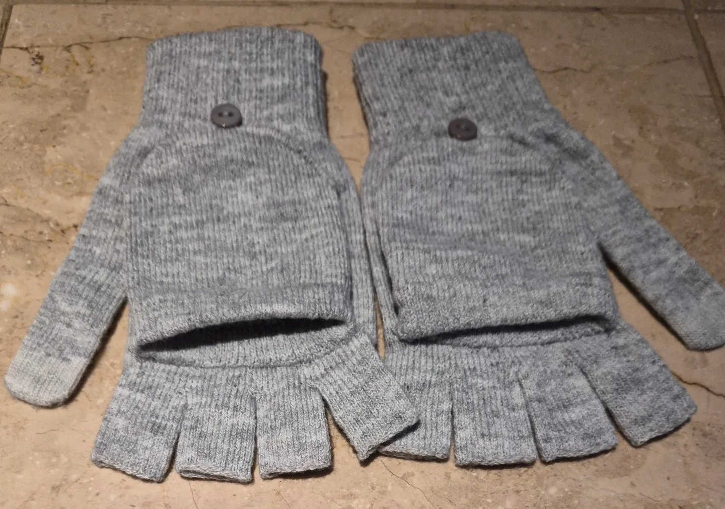 Grey Convertible Knit Gloves/Mittens