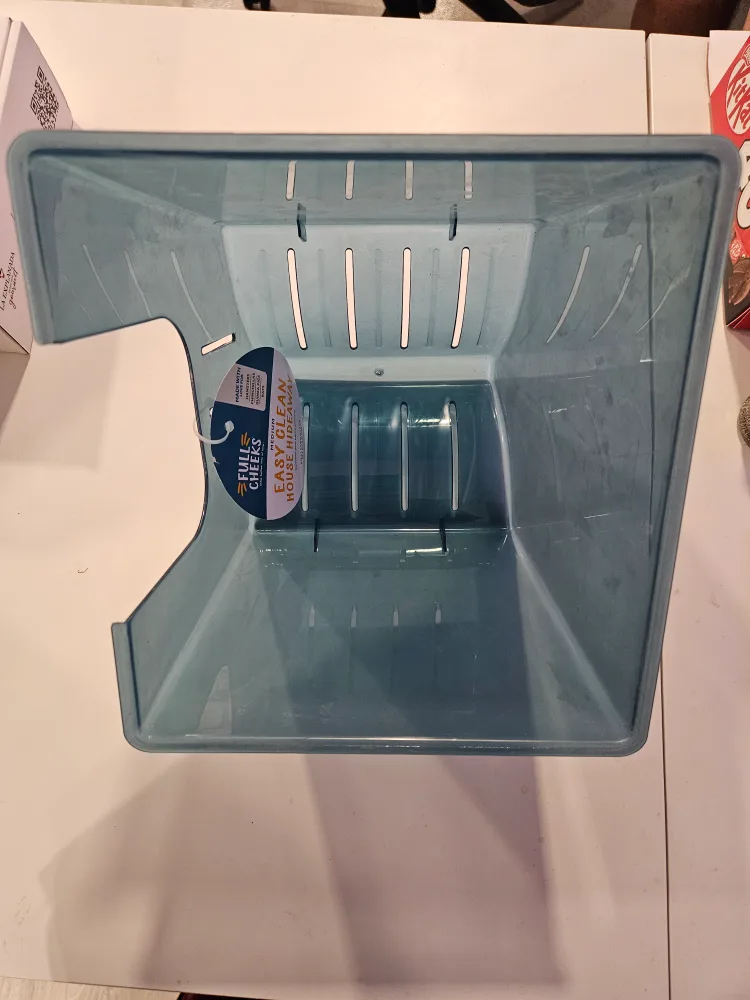 Full Cheeks Easy Clean House Hideaway image indicator(5)