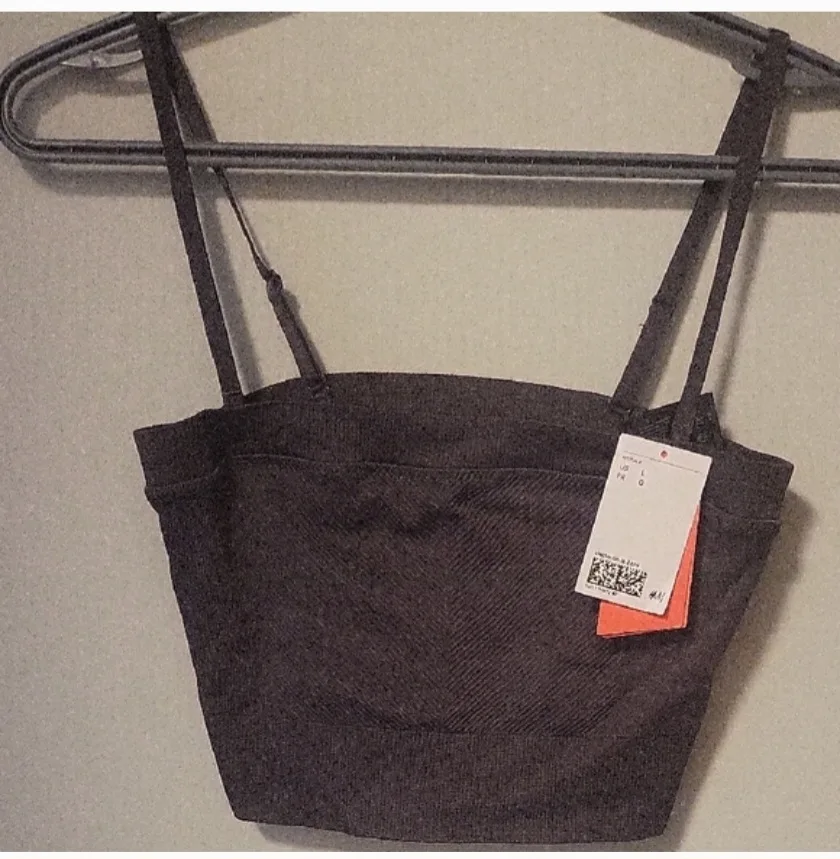 H&M Sport Bra Top - Size L - New with Tags