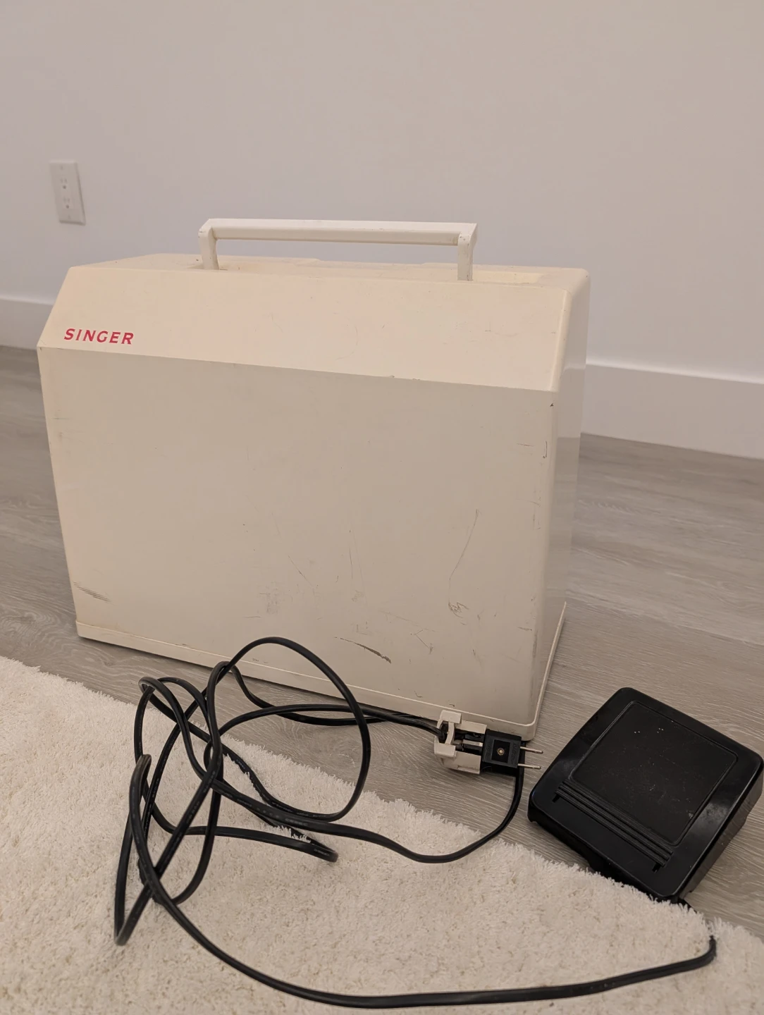 Singer 9020DV Sewing Machine - photo 2
