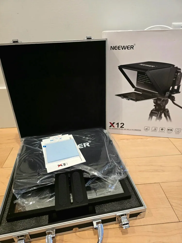 Neewer X12 Teleprompter Kit - New in Box!