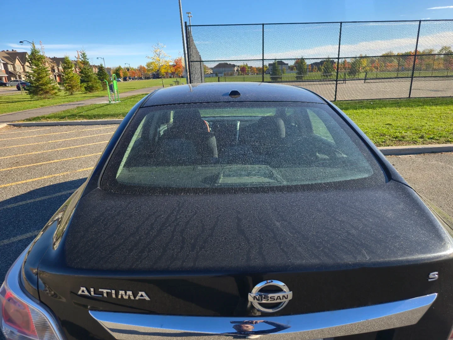 Selling my 2015 Nissan Altima image indicator(2)