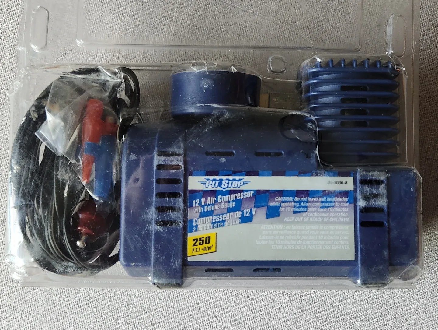 Pit Stop 12V Air Compressor w/ Gauge - NEW