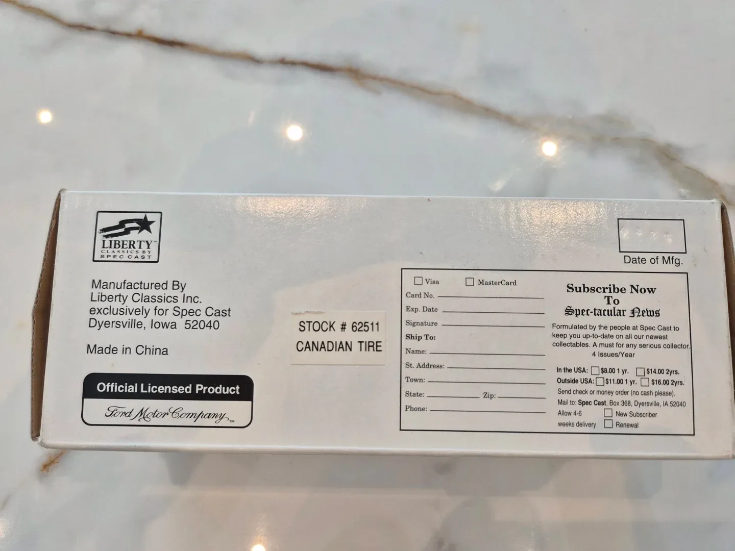 Ford 1940 Pickup Truck Diecast Coin Bank image indicator(3)