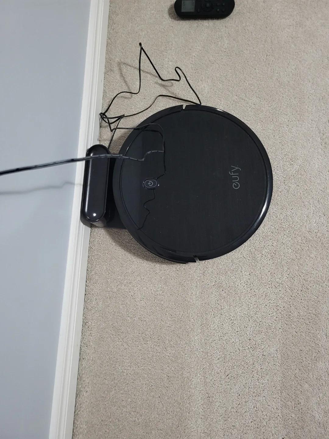 Eufy RoboVac 11S Robotic Vacuum Cleaner image indicator(2)